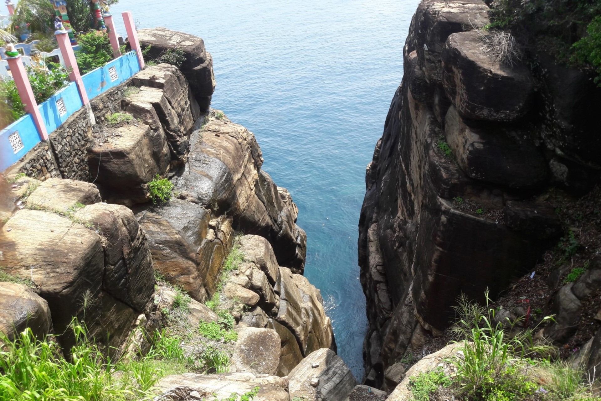 Trincomalee Koneswaram Temple Hindu heritage coastal views